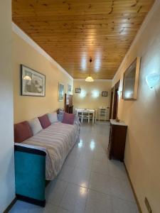 a bedroom with a large bed in a room at casa cosetta in Gambassi Terme