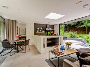 a living room with a couch and a table at 2 Bed in Skipton oc-86230 in Elslack +17 photos