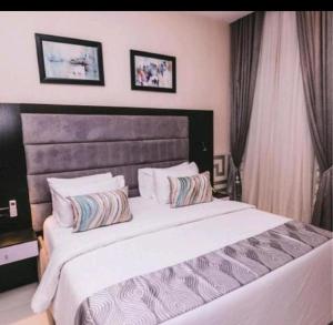 Gallery image of AlexChuma Global Restaurant, Baking & Lodge in Ijegun
