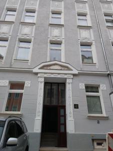 a building with a door in front of it at HOME Prime Stay Chemnitz in Chemnitz