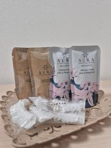 a package of ayana products sitting on a plate at Hibiscus Affittacamere - rooms&more in Stanghella