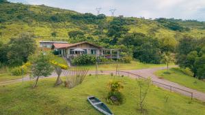a house on the side of a hill at Monakó Cabanas in Bragança Paulista