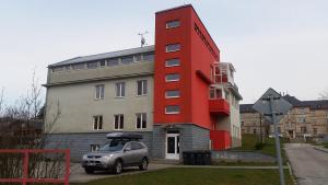 Budova, kde se apartmán nachází