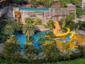 an aerial view of a water park at a resort at Mercure Pattaya Ocean Resort in Pattaya