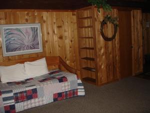 Postel nebo postele na pokoji v ubytování Georgetown Mountain Inn