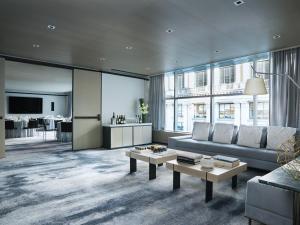 Ruang duduk di The Langham, New York, Fifth Avenue