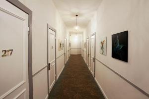 Gallery image of Hotel Hamburg Central 056 in Hamburg