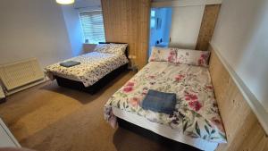 Gallery image of Spacious Central Reading Flat, 2 Double Beds, Wi-Fi, Parking in Reading