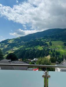a view of a valley with trees and a mountain at Privatunterkunft Kaning in Kaning