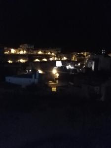 ラテルツァにあるMarilynの夜の街の景色