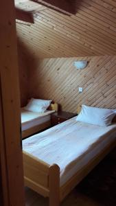 Ένα ή περισσότερα κρεβάτια σε δωμάτιο στο Holiday Home Aleksic