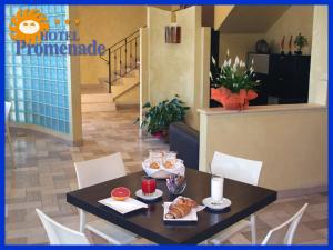 Gallery image of Hotel Promenade in Porto SantʼElpidio