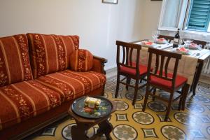 Część wypoczynkowa w obiekcie Colonna Terrace Apartment