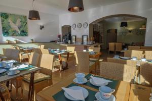 Restavracija oz. druge možnosti za prehrano v nastanitvi Hotel Cote Basque