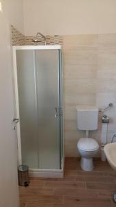 Koupelna v ubytování B&B Domus Lupiae