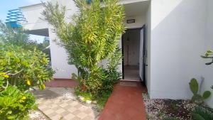 Gallery image of BELLISSIMO TRILOCALE CON GIARDINO E 2 BAGNI cod 507 in Marcelli