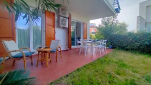 Gallery image of BELLISSIMO TRILOCALE CON GIARDINO E 2 BAGNI cod 507 in Marcelli