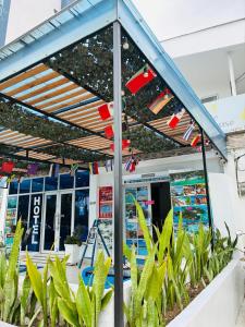 a gas station with an american flag at Mar de Indias House in Cartagena de Indias