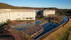 an aerial view of a resort with a pool at Taua Hotel e Convention Alexania in Alexânia