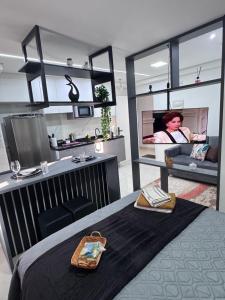 Gallery image of Studio 64 novo bem equipado com ar condicionado, cozinha completa, até 4 pessoas - Centro Mogi in Mogi das Cruzes