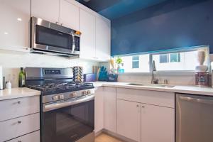 Gallery image of Merlot Chambers at Case Collective in North Hollywood
