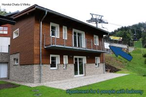 Budova, kde se apartmán nachází
