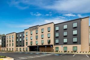 a rendering of the guilford hotel at StudioRes by Marriott Jacksonville Orange Park in Orange Park