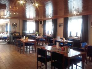 Un restaurant sau alt loc unde se poate mânca la Hotel Anna