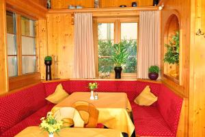Posezení v ubytování Hotel Gasthof Stocker