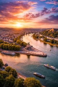 an aerial view of a river with boats at 2 Koblenz - eigenes Bad,Küche - Wifi - Parkplatz in Koblenz