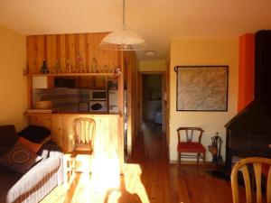 A kitchen or kitchenette at Apartamento Plaza Ballo