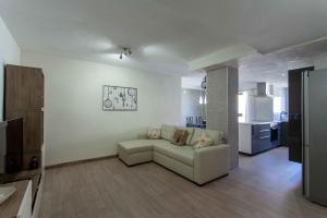 Posedenie v ubytovaní Apartment Malvarrosa Beach Cavite
