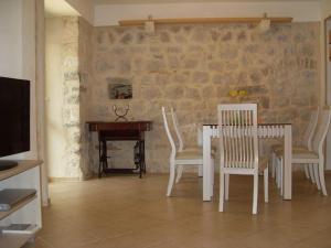 Gallery image of Apartments Vojvoda in Kotor