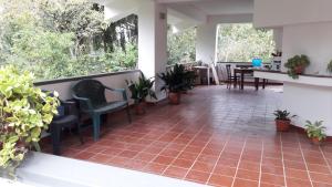 A balcony or terrace at B&B Sun Garden