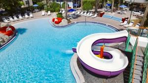 Bazén v ubytování Calypso Cay Vacation Villas nebo v jeho okolí