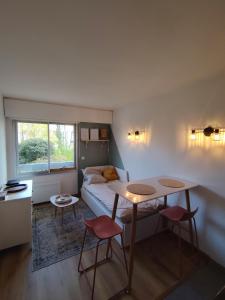 Gallery image of Studio centre ville 19m2 in Clamart