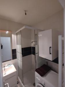 Gallery image of Studio centre ville 19m2 in Clamart