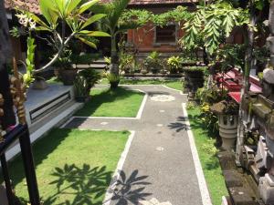 Zahrada ubytování Arsa Homestay & Spa