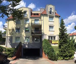 Budova, v ktorej sa apartmán nachádza