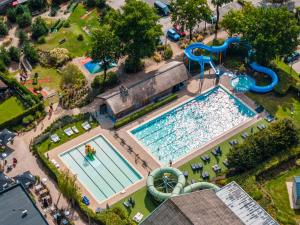 an overhead view of a pool at a park at EuroParcs Kaatsheuvel in Kaatsheuvel