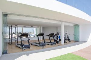 Posilňovňa alebo fitness centrum v ubytovaní Infinity View by Mar Holidays - Arenales del Sol