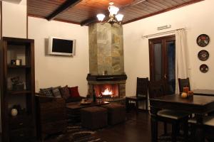 Gallery image of Archontiko Xantha in Makrin&iacute;tsa