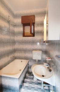 Apartment Okrug Donji 3 tesisinde bir banyo