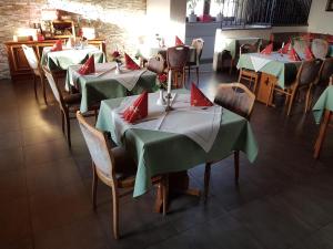 Restoran ili neka druga zalogajnica u objektu Hotel Restaurant Kroatia
