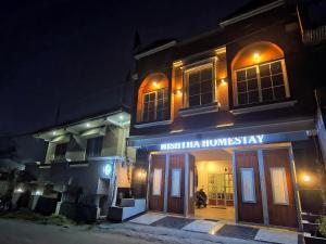 a night view of akritica homesteadery at night at Nishtha Homestay in Lohaghāt +5 photos