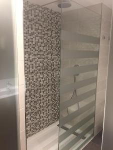 Hotel L’Ermita B&B的一间浴室