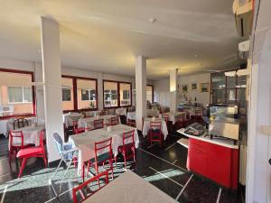 En restaurant eller et andet spisested på Hotel Colibrì