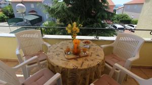 Balkón nebo terasa v ubytování Apartment Malinska, Krk 15