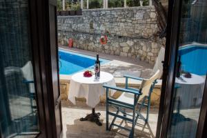 Φωτογραφία από το άλμπουμ του Iliopetra στα Δουλιανά +93 φωτογραφίες