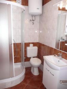 Fotografie z fotogalerie ubytování Apartment in Barbat/Insel Rab 16335 v destinaci Banjol